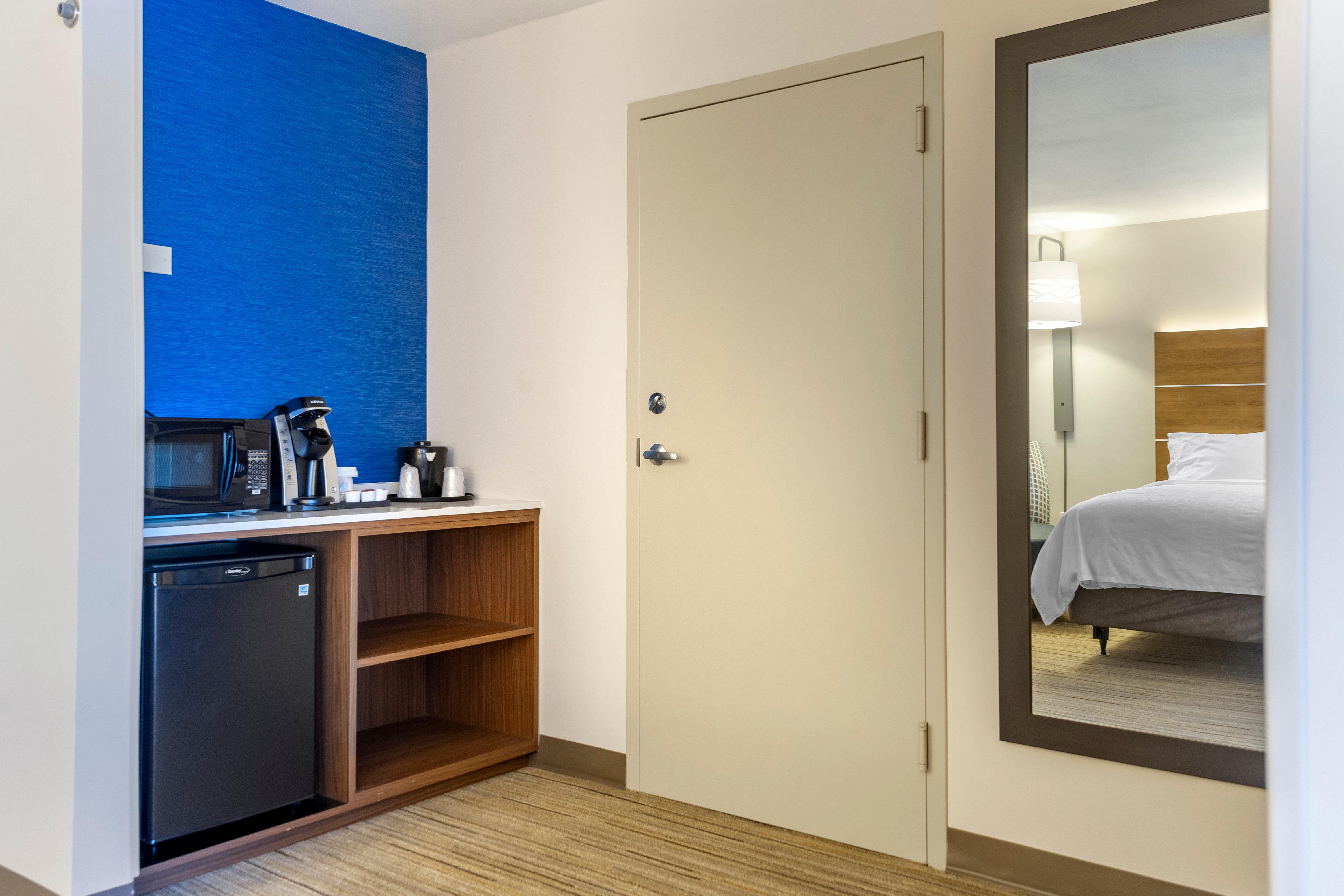 Holiday Inn Express Hotel & Suites Albuquerque Midtown By Ihg Exterior foto