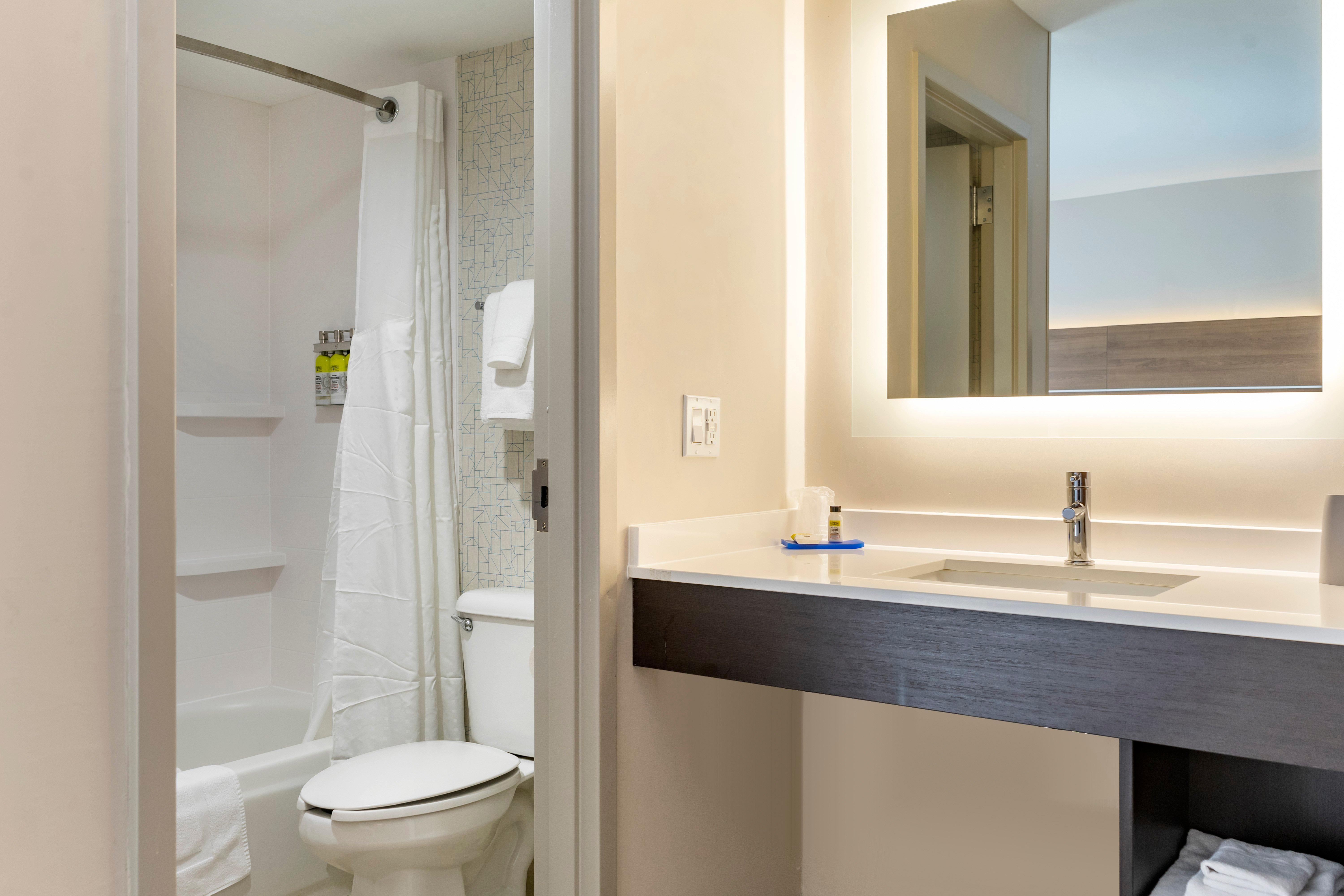 Holiday Inn Express Hotel & Suites Albuquerque Midtown By Ihg Exterior foto