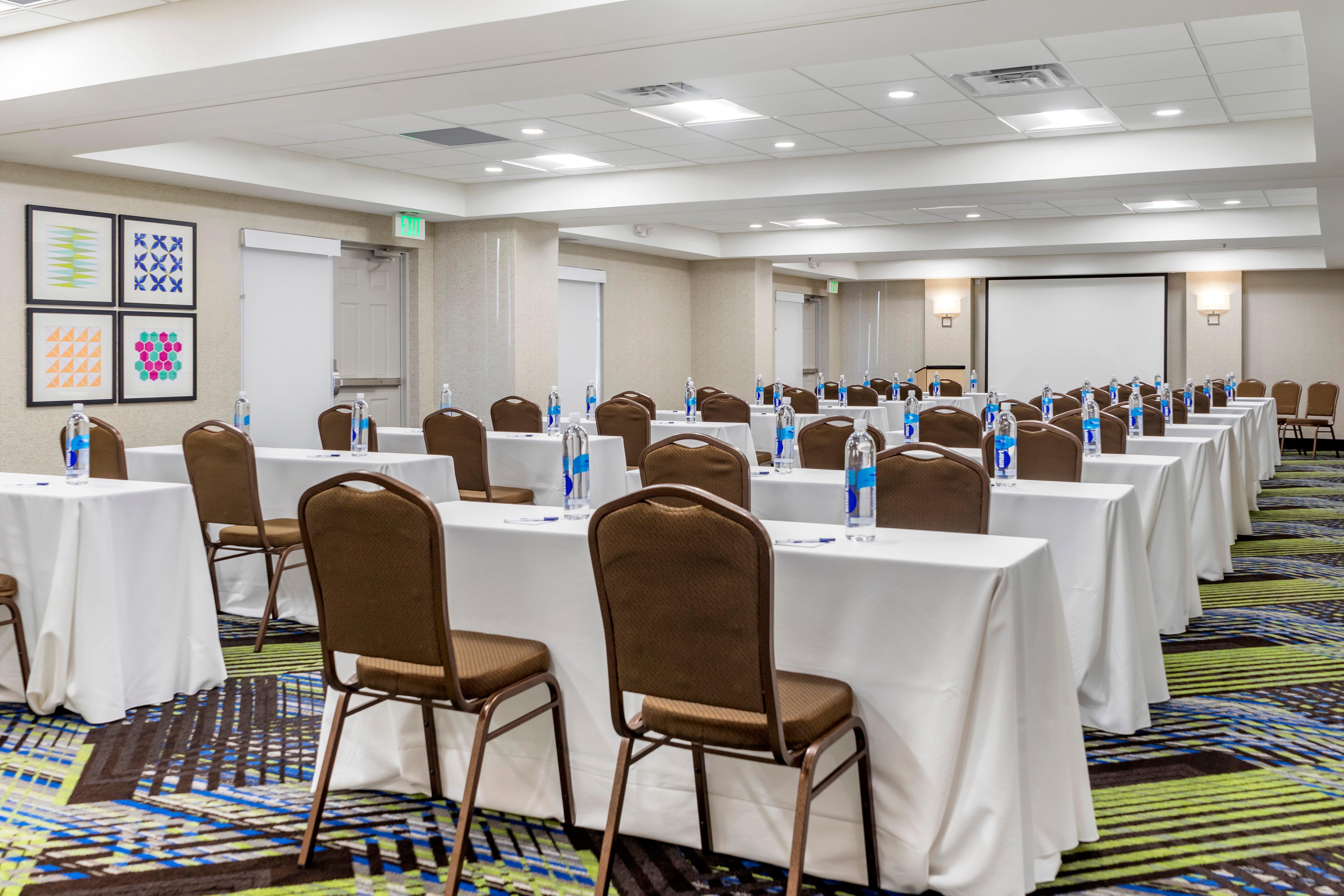 Holiday Inn Express Hotel & Suites Albuquerque Midtown By Ihg Exterior foto
