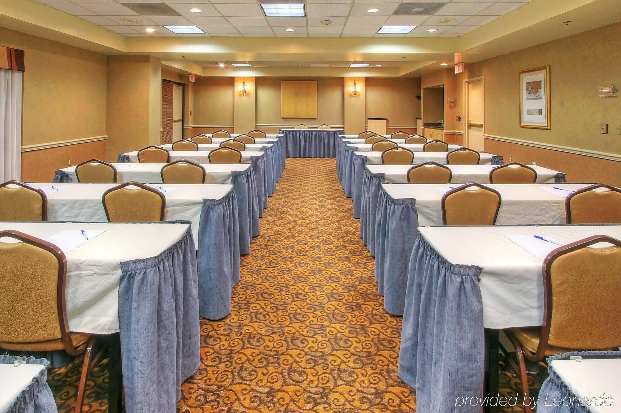 Holiday Inn Express Hotel & Suites Albuquerque Midtown By Ihg Exterior foto