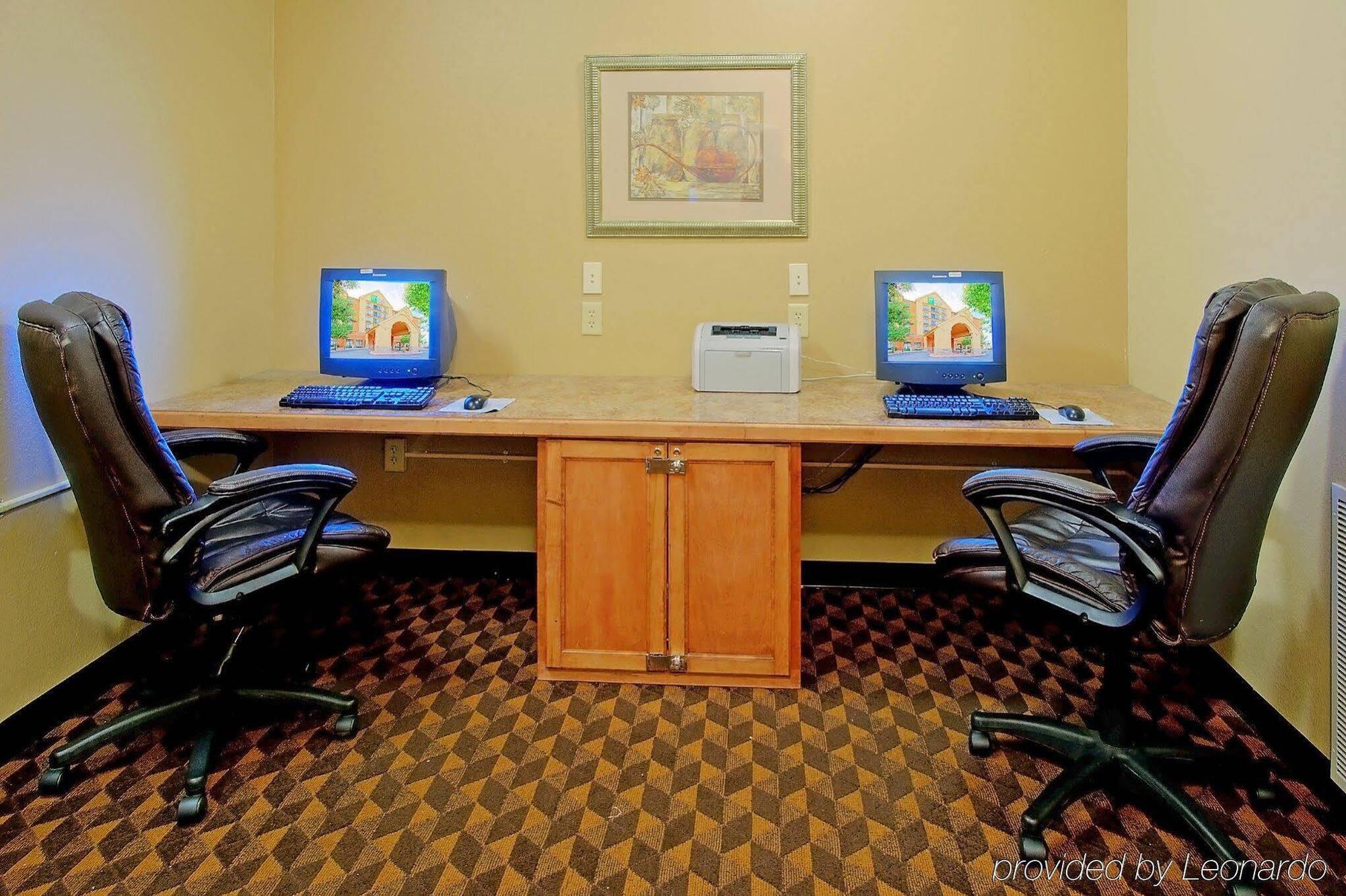 Holiday Inn Express Hotel & Suites Albuquerque Midtown By Ihg Exterior foto